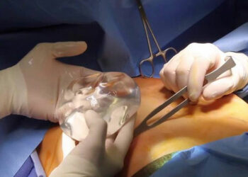 تكبير الصدر: أكثر عمليات التجميل إقبالا في تونس..