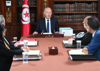 (بالفيديو)-رئيس الجمهورية يثير مجددا ملف الشيك دون رصيد