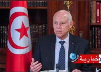 رئيس الدولة يطالب بالقطع نهائيا مع النظام الحالي للتعامل بالشيكات..