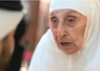 تجاوزت الـ130 عاما: وصول أكبر حاجّة الى السعودية