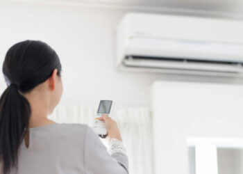 تشغيل المكيّف لساعة واحدة يساوي استهلاك 9 ثلاجات و12 تلفاز