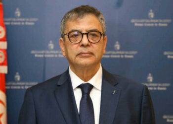 محافظ البنك المركزي: تونس نجحت في تنفيذ إصلاحات هامّة لدفع الاقتصاد!!