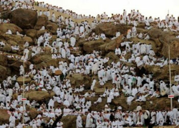 تقارير عن وفاة المئات بسبب الحر الشديد خلال الحج..