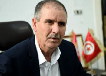 الطبوبي: “الأوضاع تدهورت وهذا هو الحل”..