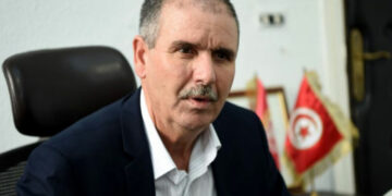 الطبوبي: “الأوضاع تدهورت وهذا هو الحل”..