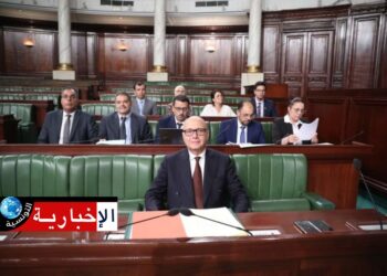 إعفاء مسؤولين بوزارة الفلاحة واحالتهم على القضاء..