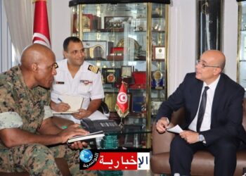 هذا ما جاء في لقاء وزير الدفاع بآمر القيادة العسكرية الأمريكية لإفريقيا