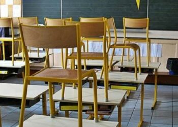 سقوط جدار مدرسة بهذه الجهة والأهالي يستغيثون