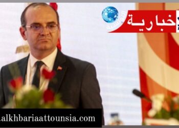 (الساعة الأولى لعملية الاقتراع)-هذا ما كشفه فاروق بوعسكر حول الإقبال..