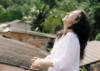 مهرجان القاهرة السينمائي يكشف القائمة الكاملة للجان تحكيم مسابقات الدورة الـ 45