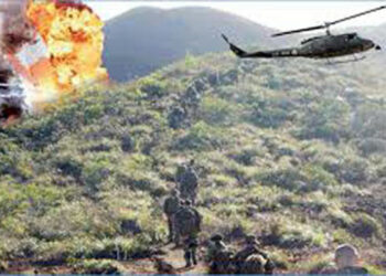 وزير الدفاع: الجيش الوطني كشف مخيمات قديمة للإرهابيين وأبطل مفعول 62 لغما..