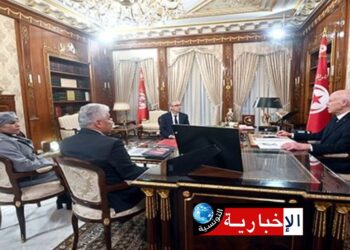 رئيس الجمهورية يجتمع بهؤولاء الوزراء..وهذه التفاصيل..