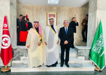 (بتمويل من الصندوق السعودي للتنمية)-توقيع عقد مشروع إنشاء مستشفيين محليين في تونس..