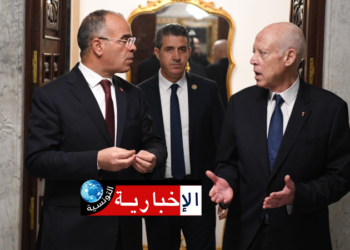 رئيس الجمهورية في زيارة لقصر الحكومة ووزارة المالية..