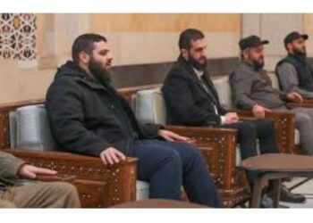 سوريا الجديدة بعباءة” السلف” وكيفية تعامل العرب و العجم مع ما يحدث فيها..