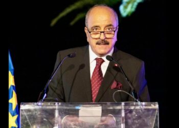 وزير الخارجية في زيارة بيومين الى الإمارات