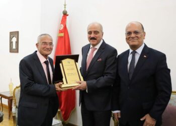 تونس تكرّم رموزها بالخارج: محمود الجراية نموذجاً للعطاء والتفاني..