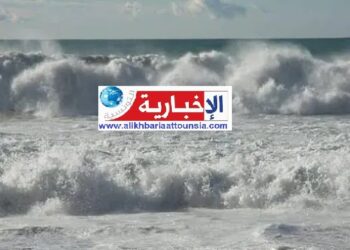 الحماية المدنية تحذر من السباحة عندما يكون البحر مضطرب وتوصي..