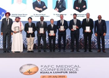 تونس تُشرف الطب الرياضي في آسيا: الدكتور مراد الغرايري يتوج بالجائزة الذهبية للتميز الطبي من الاتحاد الآسيوي لكرة القدم..