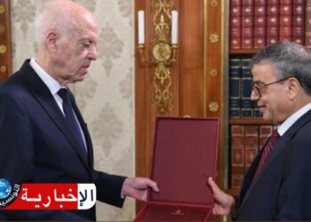 رئيس الجمهورية يتسلّم التقرير السنوي للبنك المركزي التونسي لسنة 2024..