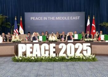 لهذه الأسباب تراجع نتنياهو عن حضور قمة شرم الشيخ للسلام..