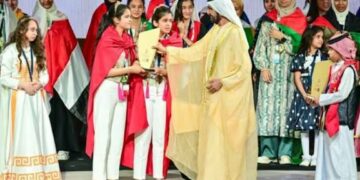 التوأم التونسيتان بيسان وبيلسان تتوجان بلقب “أبطال التحدي” في تحدي القراءة العربي..