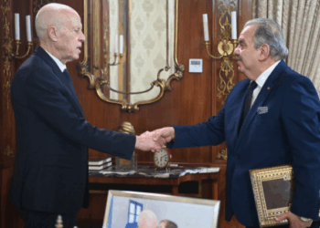 مشروع إعادة بناء ملعب المنزه على طاولة الرئيس.. وهذا ما كشفه