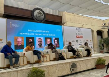 حسين فهمي يشارك في حلقة نقاشية عن “الترميم الرقمي”