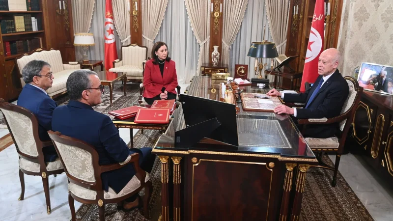 رئيس الجمهورية:”رغم الإرث الثقيل… سنرفع المعاناة عن كلّ تونسي”..
