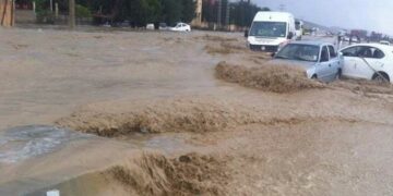 هذه قائمة الطرقات المقطوعة بسبب الفيضانات..