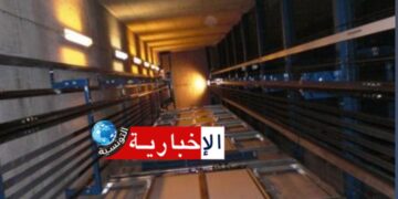 سقط بهم المصعد من الطابق الرابع.. اصابة لاعبي هذا الفريق بجروح وكسور..
