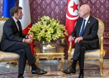 (رئيس الجمهورية في اتصال هاتفي مع ماكرون)- تونس متمسّكة باسترجاع أموالها المنهوبة ولا يمكن أن تسقط بالتّقادم..