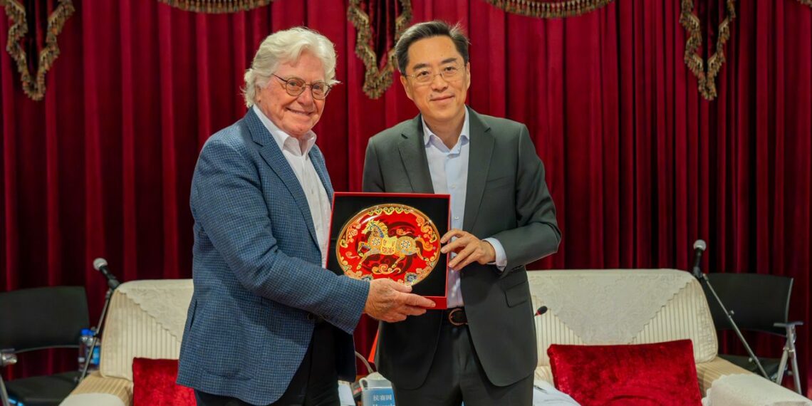 رئيس مهرجان القاهرة السينمائي الدولي يبحث شراكة إعلامية موسعة مع مجموعة الصين للإعلام..