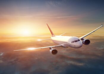 اختفاء طائرة نائب رئيس هذه الدولة.. تفاصيل جديدة..