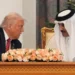أمير قطر يحذر ترامب من تداعيات التصعيد في المنطقة..
