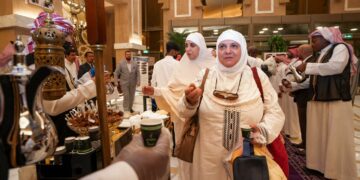 الوفد التونسي ضمن ضيوف خادم الحرمين الشريفين للعمرة يصلون مكة المكرمة ويؤدون مناسك العمرة